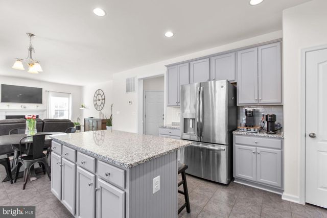 121 HARTWOOD LANDING LN, Fredericksburg, VA 22406