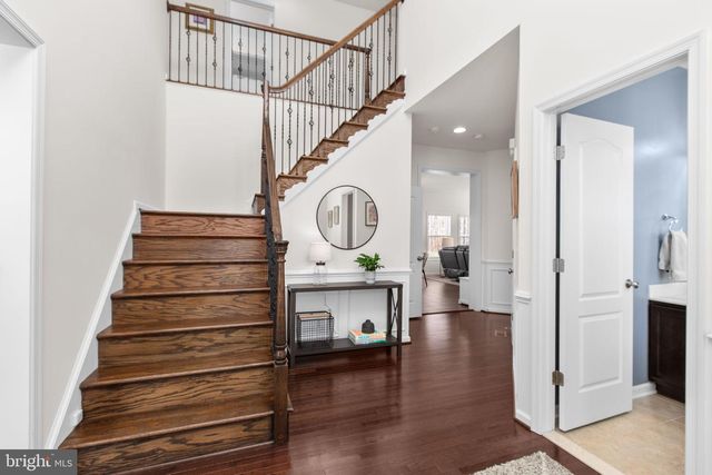 121 HARTWOOD LANDING LN, Fredericksburg, VA 22406