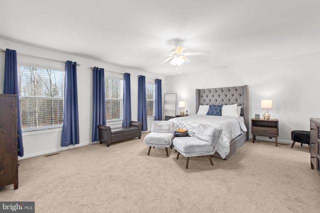 121 HARTWOOD LANDING LN, Fredericksburg, VA 22406