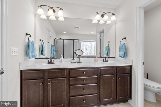 121 HARTWOOD LANDING LN, Fredericksburg, VA 22406