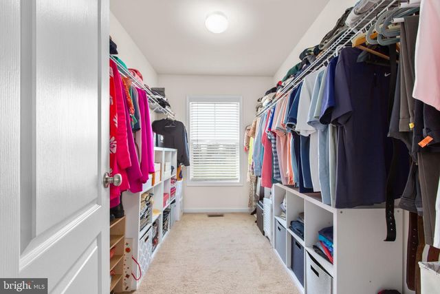 121 HARTWOOD LANDING LN, Fredericksburg, VA 22406