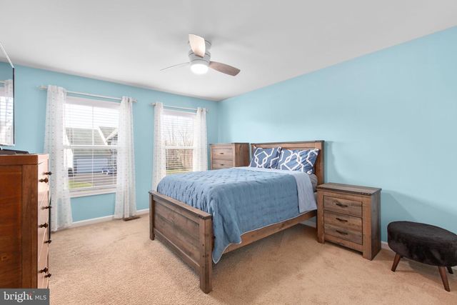 121 HARTWOOD LANDING LN, Fredericksburg, VA 22406