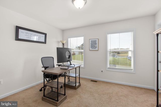 121 HARTWOOD LANDING LN, Fredericksburg, VA 22406