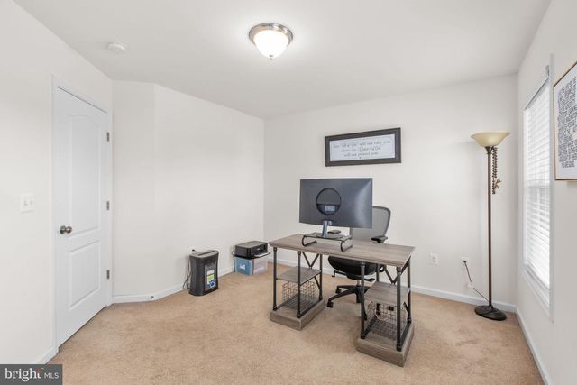 121 HARTWOOD LANDING LN, Fredericksburg, VA 22406