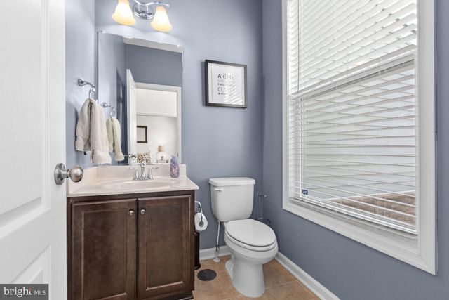 121 HARTWOOD LANDING LN, Fredericksburg, VA 22406