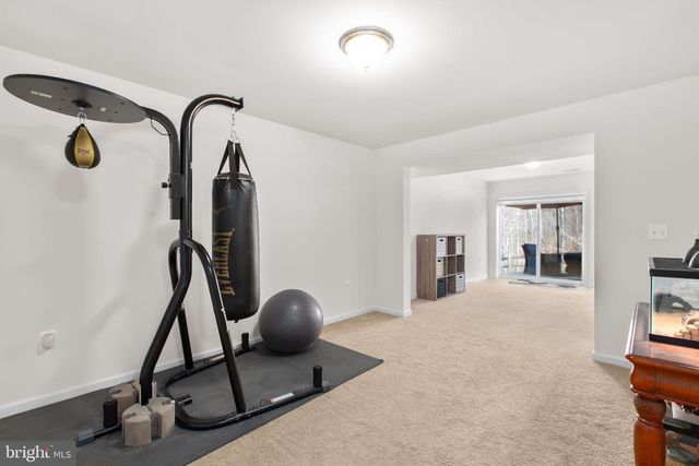 121 HARTWOOD LANDING LN, Fredericksburg, VA 22406