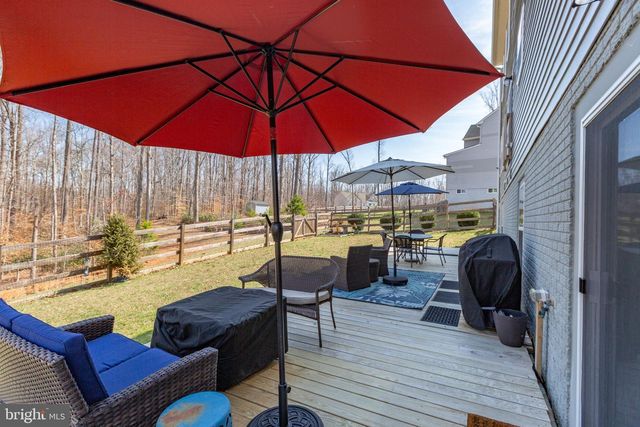 121 HARTWOOD LANDING LN, Fredericksburg, VA 22406