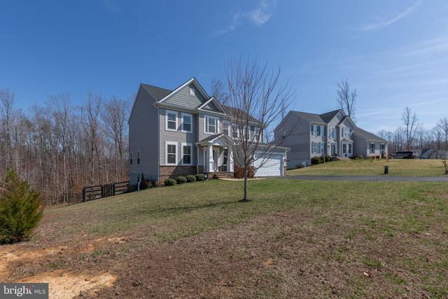 121 HARTWOOD LANDING LN, Fredericksburg, VA 22406
