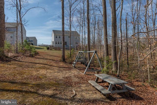 121 HARTWOOD LANDING LN, Fredericksburg, VA 22406