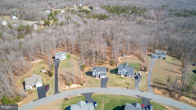 121 HARTWOOD LANDING LN, Fredericksburg, VA 22406