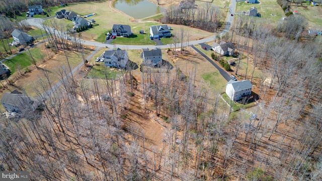 121 HARTWOOD LANDING LN, Fredericksburg, VA 22406