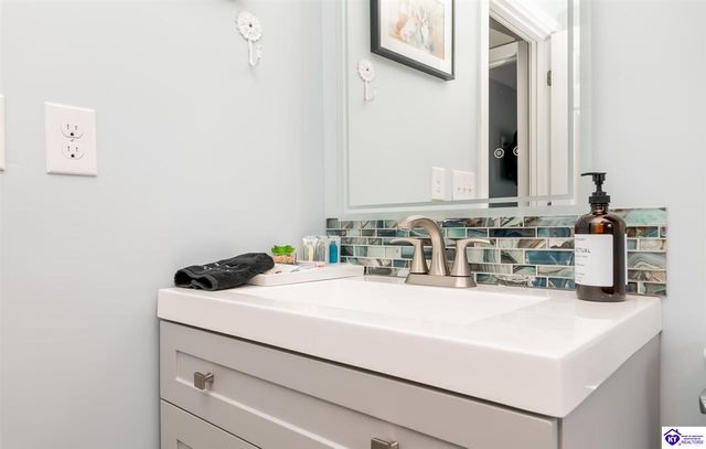 5664 S Wilson Road, Elizabethtown, KY 42701