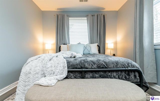 5664 S Wilson Road, Elizabethtown, KY 42701