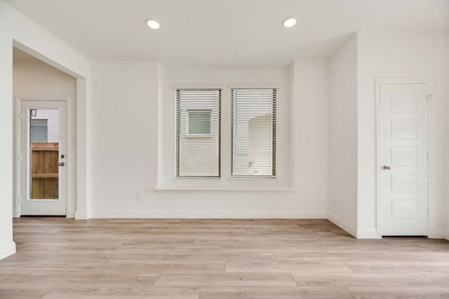 1014 Lovely Day Drive, Lavon, TX 75166