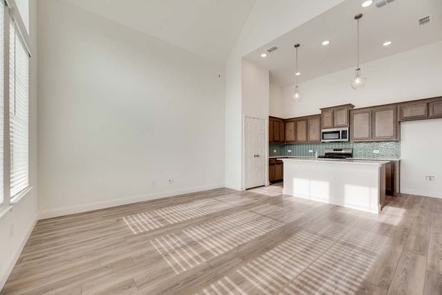 1014 Lovely Day Drive, Lavon, TX 75166