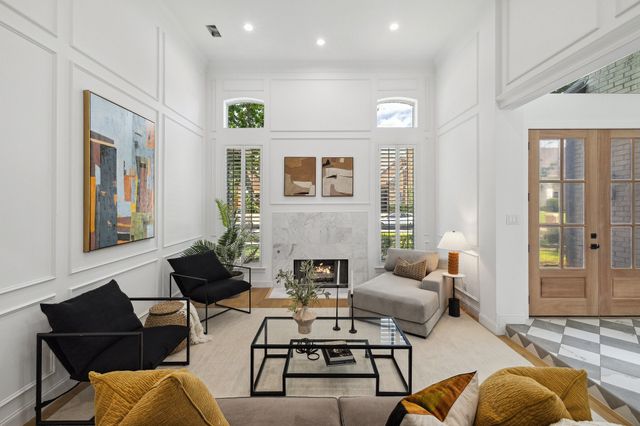 4736 Holly Tree Drive, Dallas, TX 75287