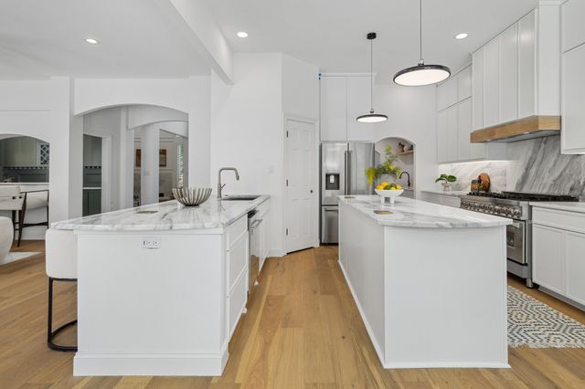 4736 Holly Tree Drive, Dallas, TX 75287