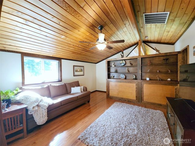 931 Turkey Road NW, Olympia, WA 98502