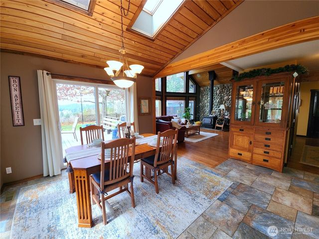 931 Turkey Road NW, Olympia, WA 98502