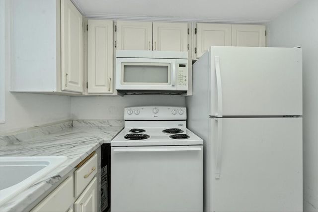 331 Tequesta Drive 224, Tequesta, FL 33469