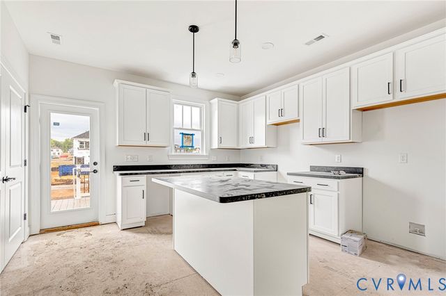 633 Ellens Haven Aly, Richmond, VA 23222