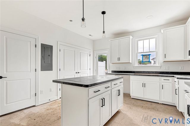633 Ellens Haven Aly, Richmond, VA 23222