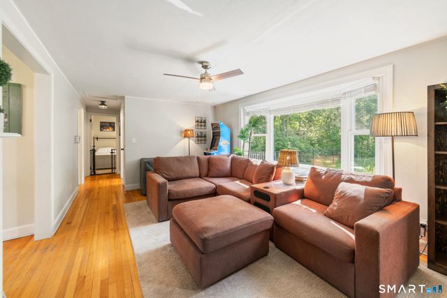 9 Fisk Drive, Newington, CT 06111