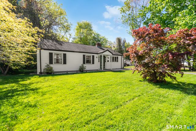 9 Fisk Drive, Newington, CT 06111