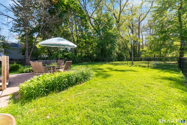 9 Fisk Drive, Newington, CT 06111