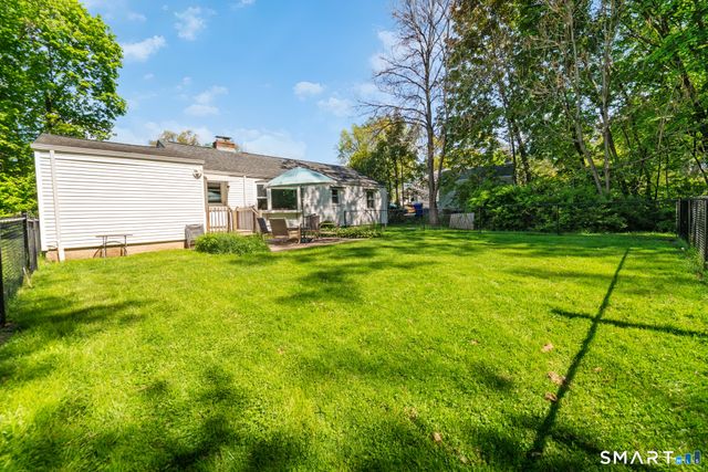 9 Fisk Drive, Newington, CT 06111