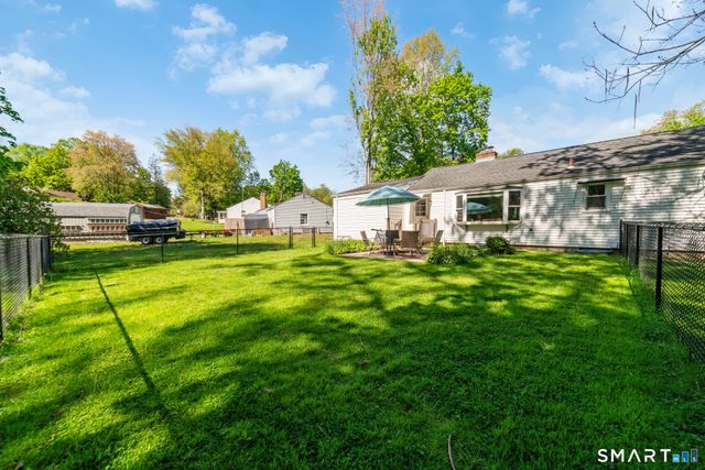 9 Fisk Drive, Newington, CT 06111