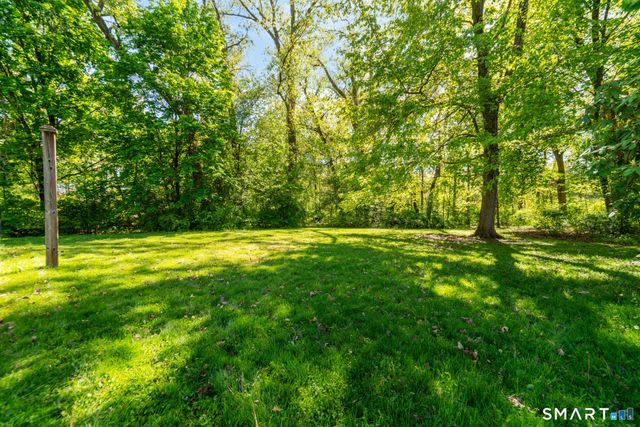 9 Fisk Drive, Newington, CT 06111