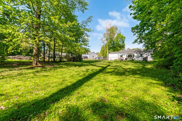 9 Fisk Drive, Newington, CT 06111