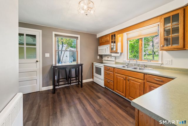 9 Fisk Drive, Newington, CT 06111