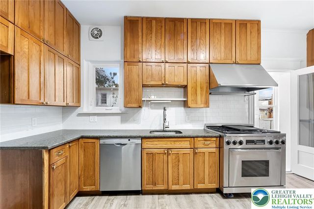 35 South 14th Street, Allentown City, PA 18102