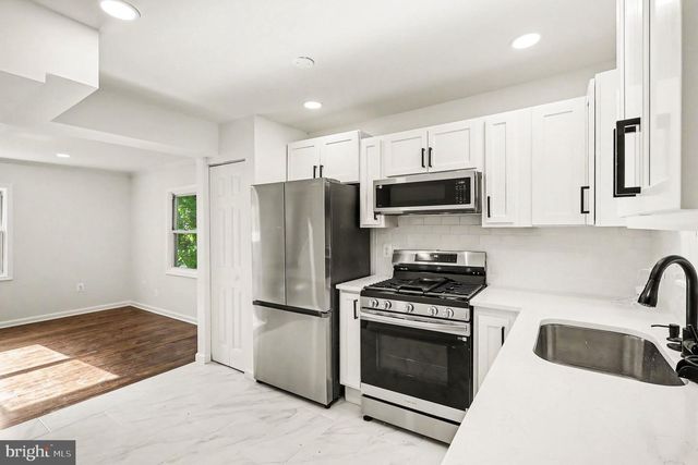 6002 RIXEY DR, Alexandria, VA 22303