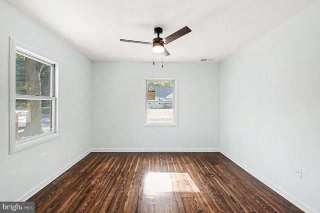 6002 RIXEY DR, Alexandria, VA 22303
