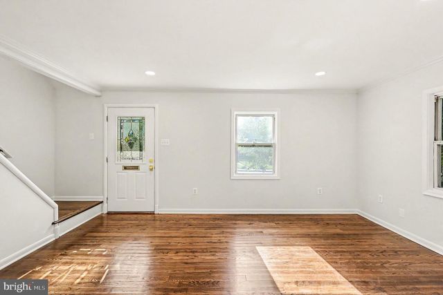 6002 RIXEY DR, Alexandria, VA 22303