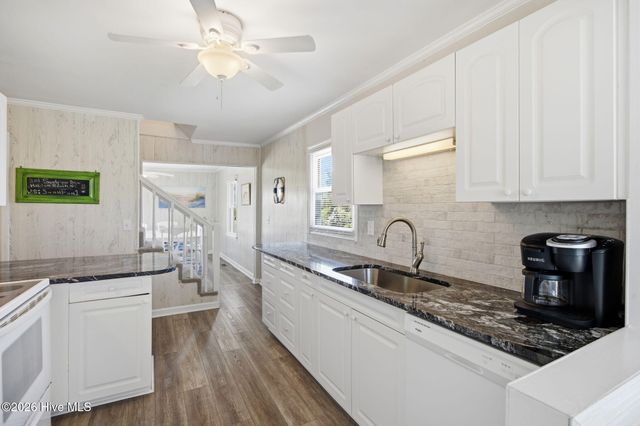 314 Sand Piper Lane, Supply, NC 28462