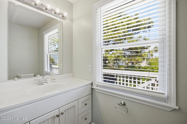 314 Sand Piper Lane, Supply, NC 28462