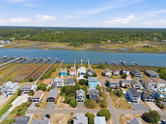 314 Sand Piper Lane, Supply, NC 28462