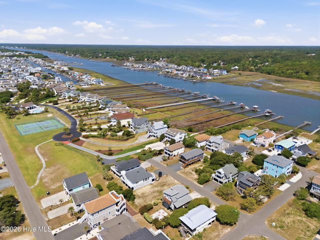 314 Sand Piper Lane, Supply, NC 28462