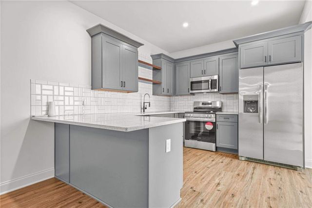 2464 Bellview NW Avenue, Atlanta, GA 30318