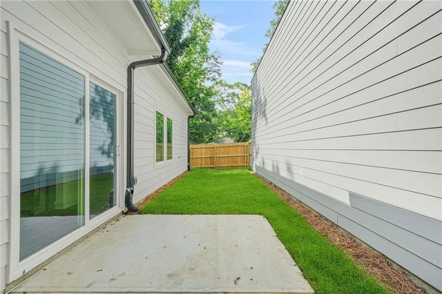 2464 Bellview NW Avenue, Atlanta, GA 30318