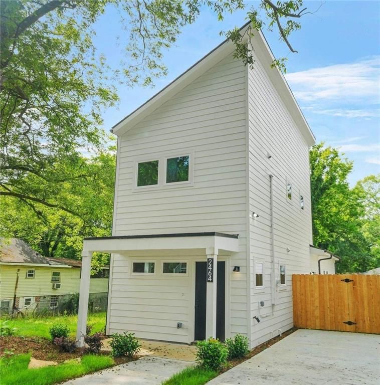 2464 Bellview NW Avenue, Atlanta, GA 30318