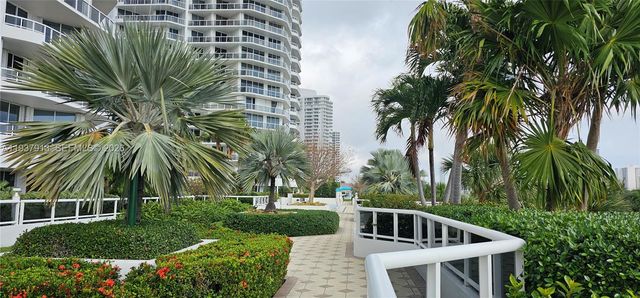 3802 NE 207th St 1204, Aventura, FL 33180