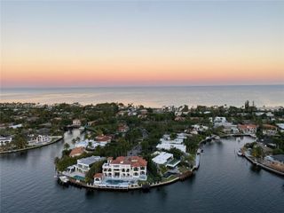 3802 NE 207th St 1204, Aventura, FL 33180