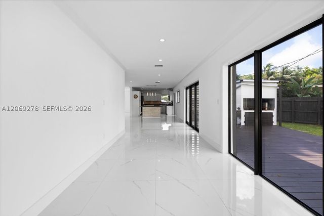 406 Lawn Acres Ct, Hollywood, FL 33023