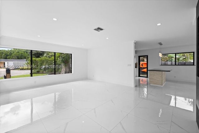 406 Lawn Acres Ct, Hollywood, FL 33023