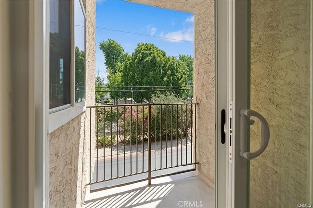 23401 Park Sorrento 55, Calabasas, CA 91302